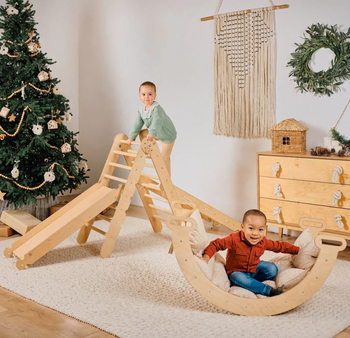 5-in-1 Montessori-kiipeilytelinesetti: kiipeilykolmio liukumäellä, kiipeilykaari, kiipeilyverkko ja tyyny, lapsille 1-7 vuotta – Beige-0