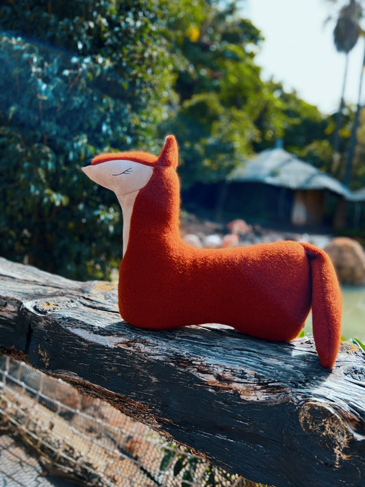 Pehmolelu-tyyny "Kettu", oranssinpunainen