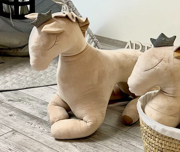 Jättimäinen pehmolelu siivetön Pegasus – Kermanvärinen